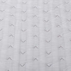 DETALLE COLCHA DE VERANO GRIS