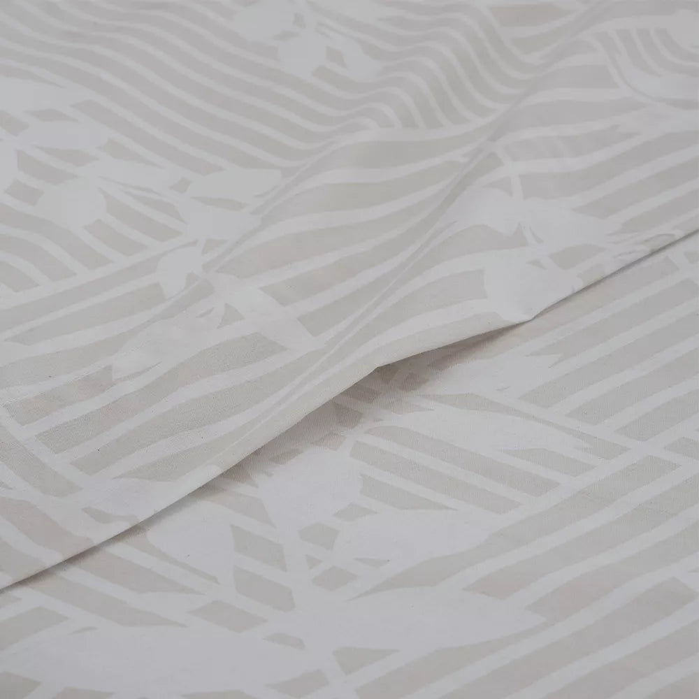 Sábanas beige de poliéster-algodón con juego completo de cama, tejido confortable, fácil planchado y acabado duradero para cualquier dormitorio.