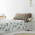 Juego de cama infantil en color MULTICOLOR elaborado en poliéster y algodón, con textura suave, gran durabilidad y secado rápido