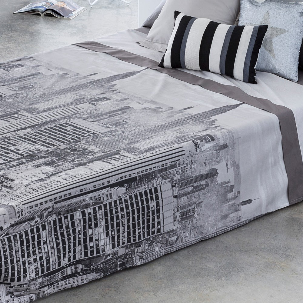 Ropa de cama GRIS de poliéster y algodón con sábana bajera, encimera y funda de almohada a juego, diseñada para ofrecer comodidad y practicidad durante todo el año.