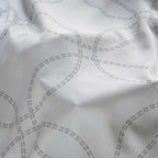 Sábanas de bambú color gris con tacto sedoso, regulación natural de la temperatura y gran capacidad de absorción de la humedad.