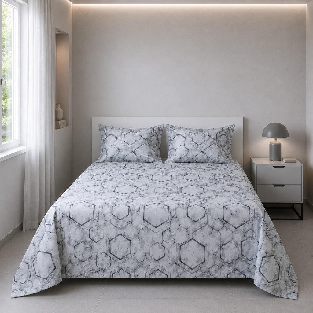 Ropa de cama GRIS de poliéster y algodón con sábana bajera, encimera y funda de almohada a juego, diseñada para ofrecer comodidad y practicidad durante todo el año.