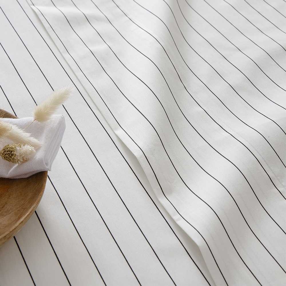 Juego de sábanas de percal algodón 200 hilos en tono beige, con tacto agradable, acabado suave y excelente transpirabilidad.