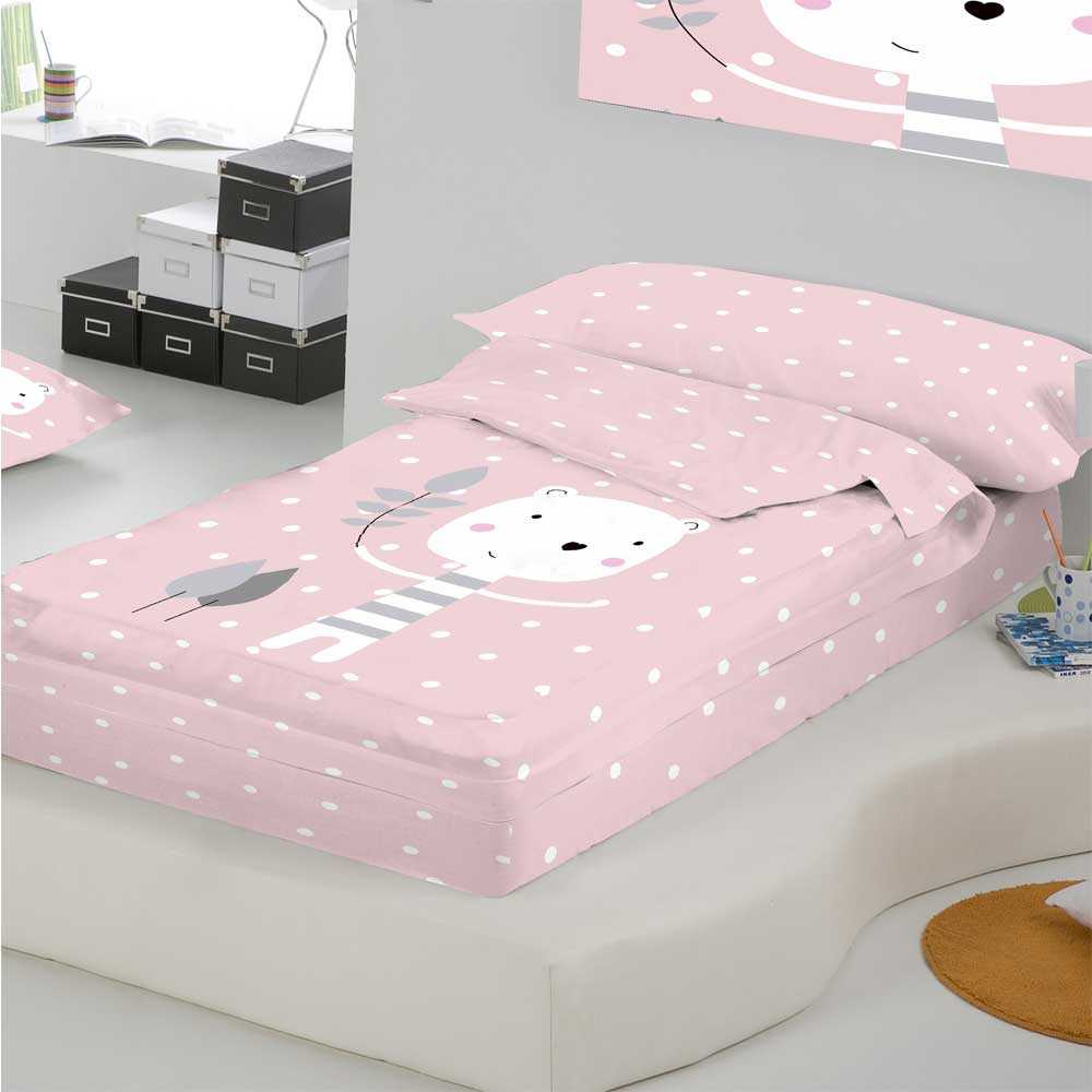 Saco nórdico infantil con relleno cálido y cremallera para mantener una temperatura confortable toda la noche.